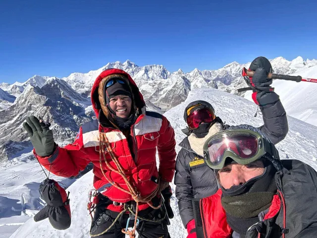 Island Peak Climb - 16 Days
