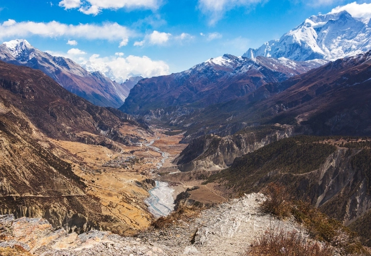 How to Train for the Annapurna Circuit Trek: Complete Beginner’s Guide