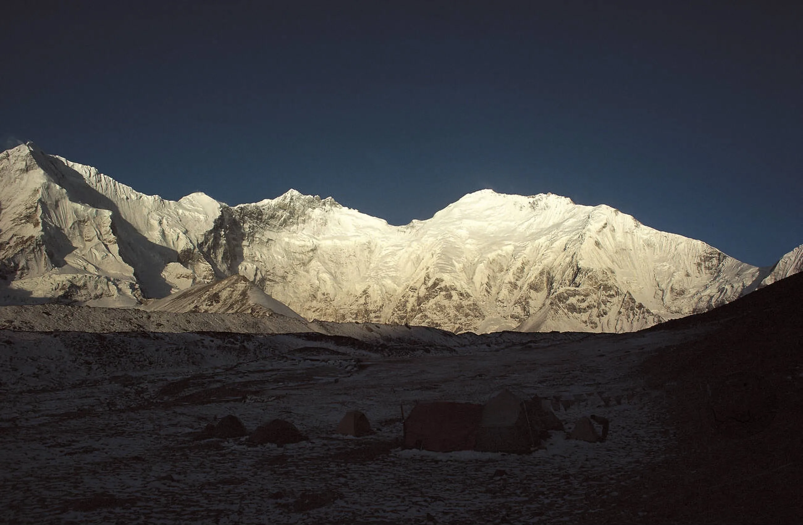 Everest Kangshung Face Trek